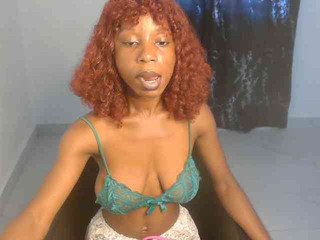 Nasty-lilly webcam