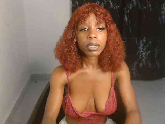 Nasty-lilly webcam