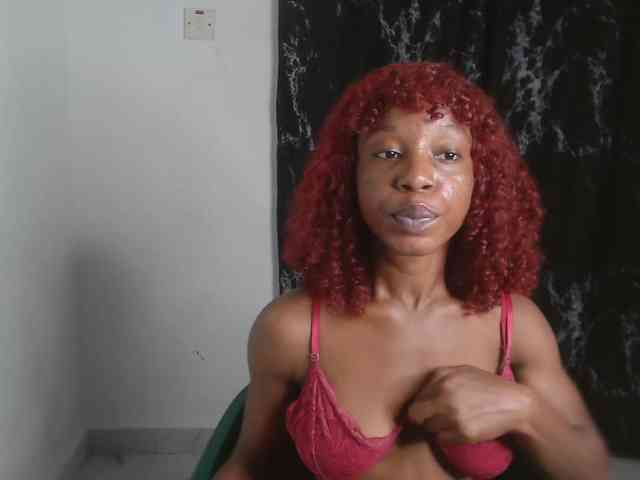 Nasty-lilly webcam