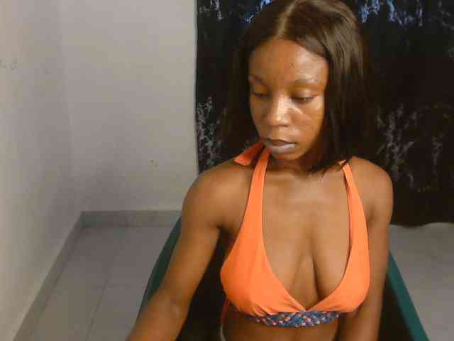 Nasty-lilly webcam