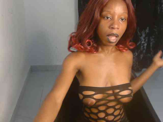 Nasty-lilly webcam