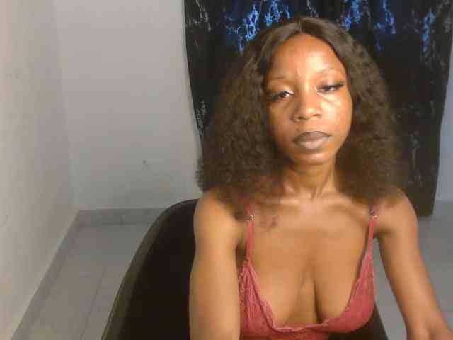 Nasty-lilly webcam