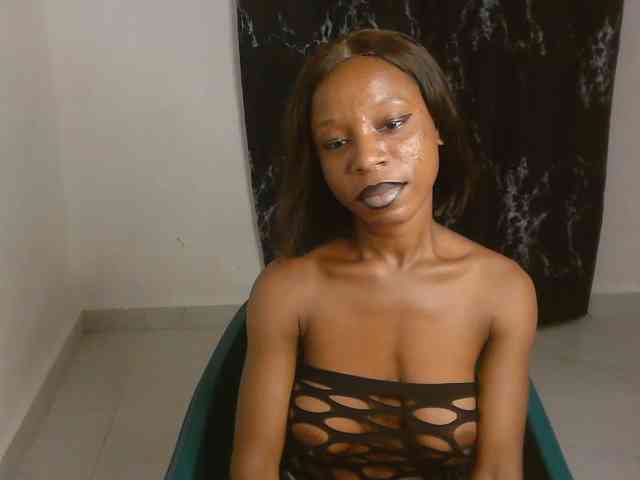 Nasty-lilly webcam
