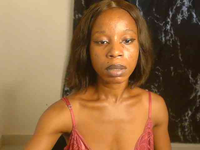 Nasty-lilly webcam