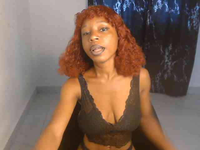Nasty-lilly webcam