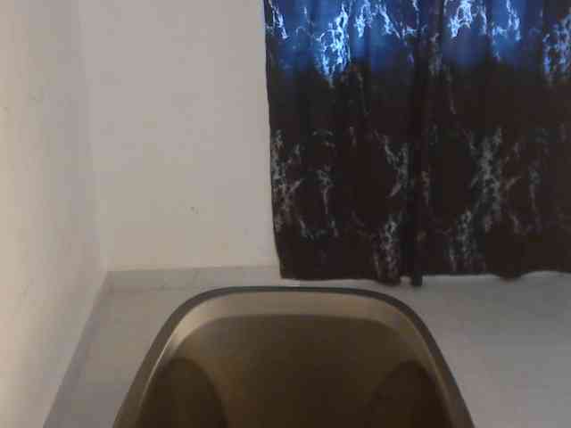Nasty-lilly webcam