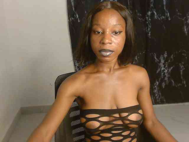 Nasty-lilly webcam