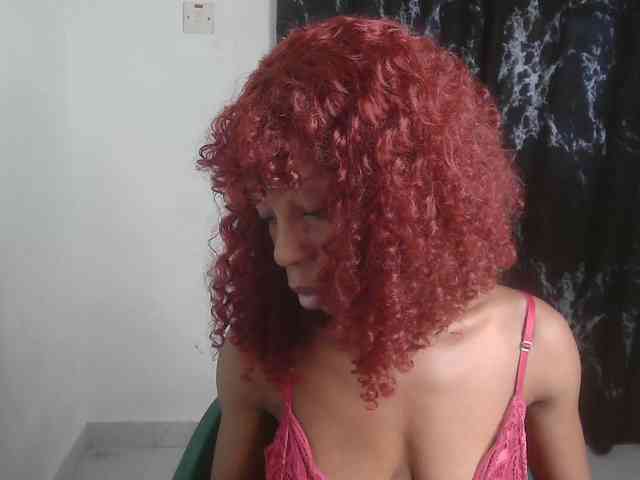 Nasty-lilly webcam