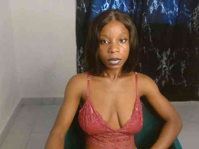 Nasty-lilly webcam