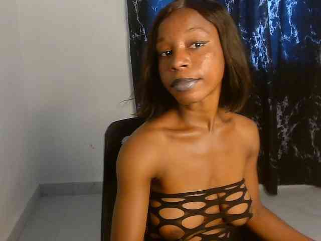 Nasty-lilly webcam