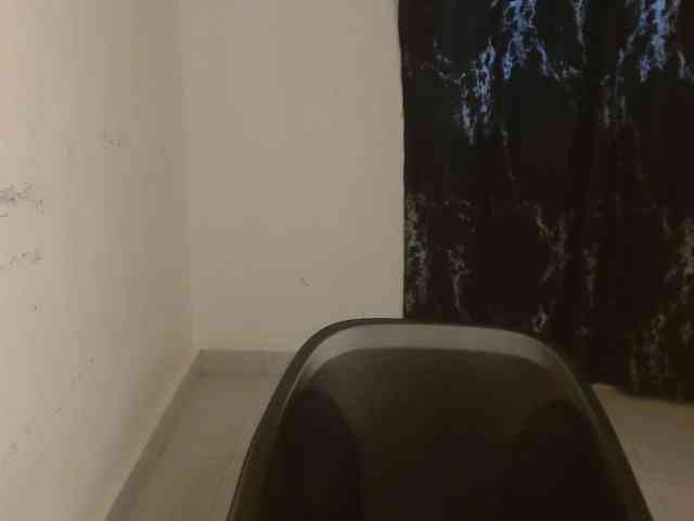 Nasty-lilly webcam