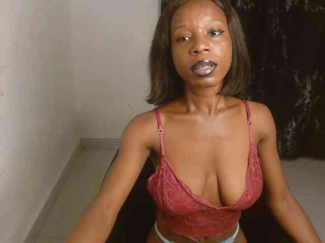 Nasty-lilly webcam