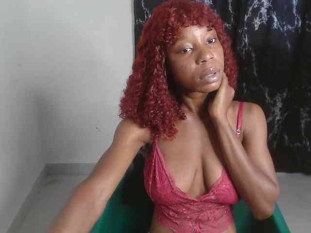 Nasty-lilly webcam