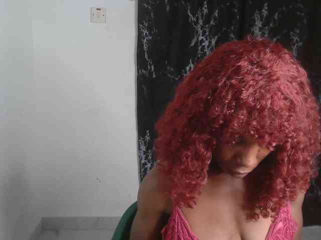 Nasty-lilly webcam