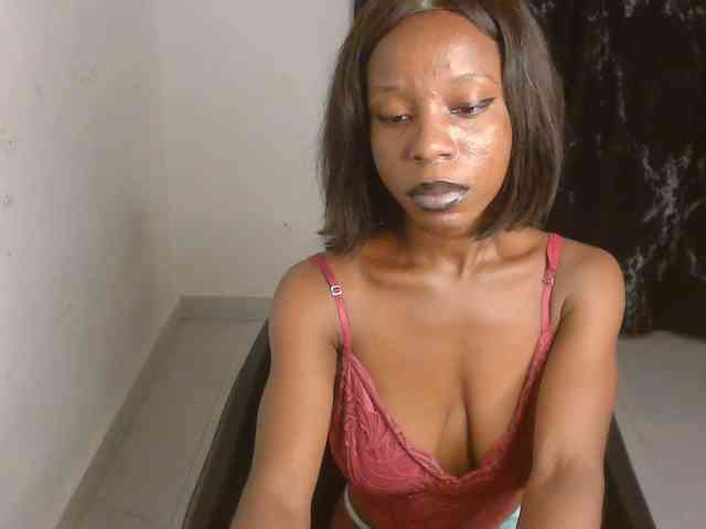 Nasty-lilly webcam