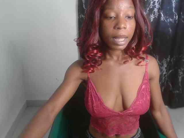 Nasty-lilly webcam