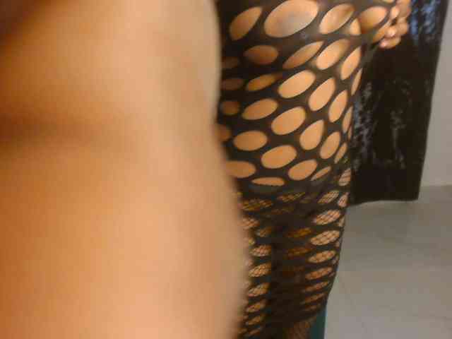 Nasty-lilly webcam