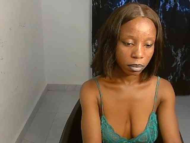 Nasty-lilly webcam