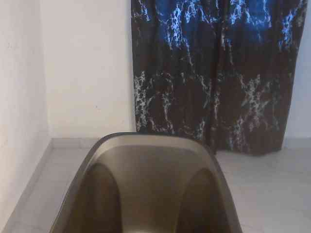 Nasty-lilly webcam
