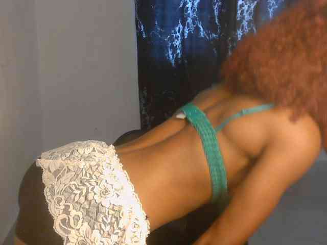 Nasty-lilly webcam