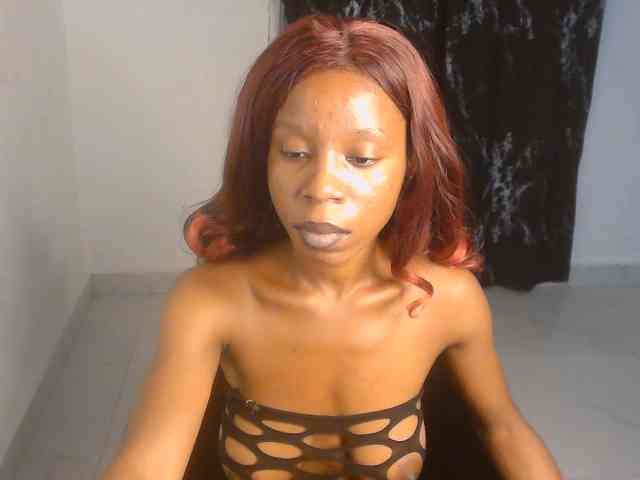 Nasty-lilly webcam