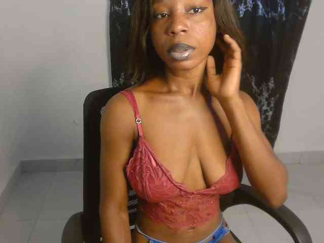 Nasty-lilly webcam