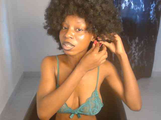 Nasty-lilly webcam
