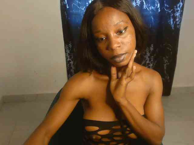 Nasty-lilly webcam