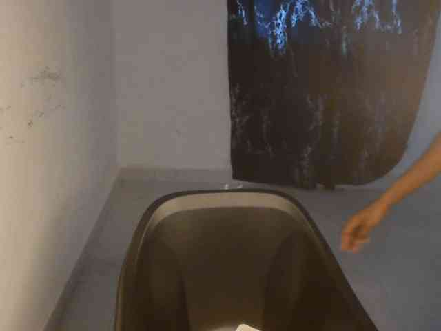 Nasty-lilly webcam
