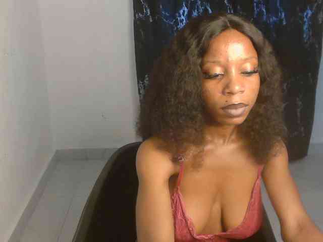 Nasty-lilly webcam