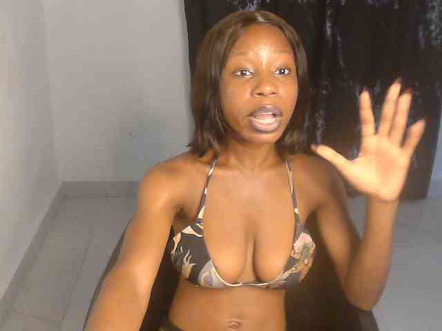 Nasty-lilly webcam