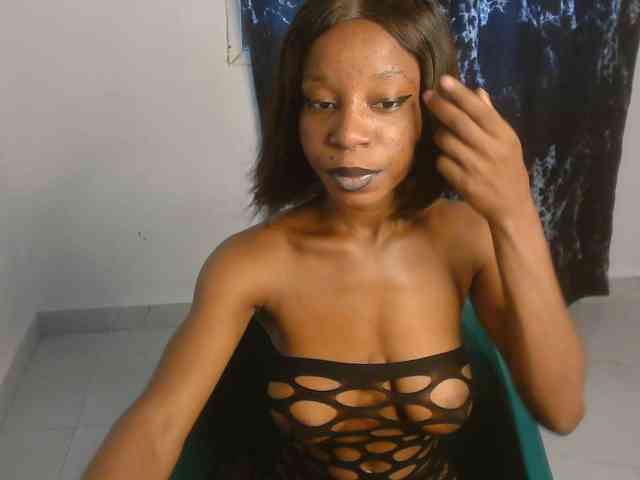 Nasty-lilly webcam