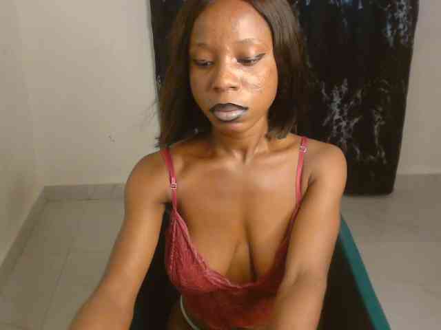Nasty-lilly webcam
