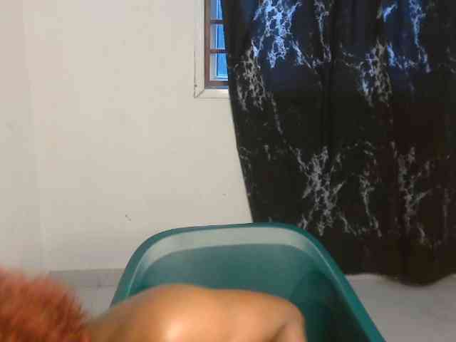 Nasty-lilly webcam