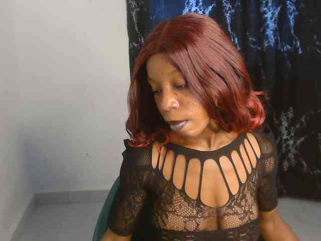 Nasty-lilly webcam