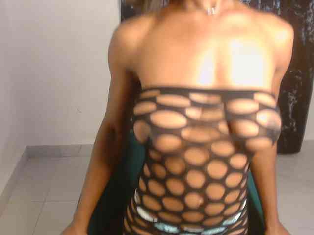 Nasty-lilly webcam