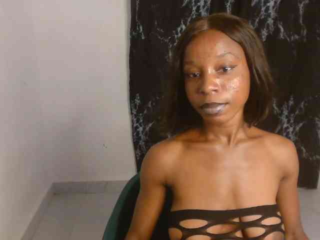 Nasty-lilly webcam