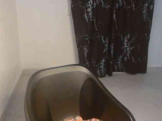 Nasty-lilly webcam
