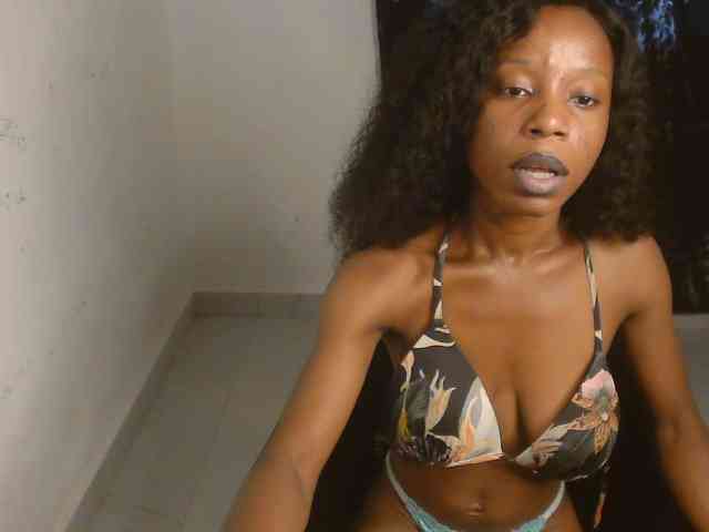 Nasty-lilly webcam