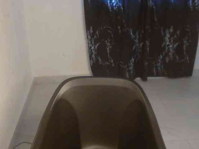 Nasty-lilly webcam