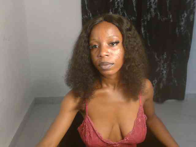 Nasty-lilly webcam