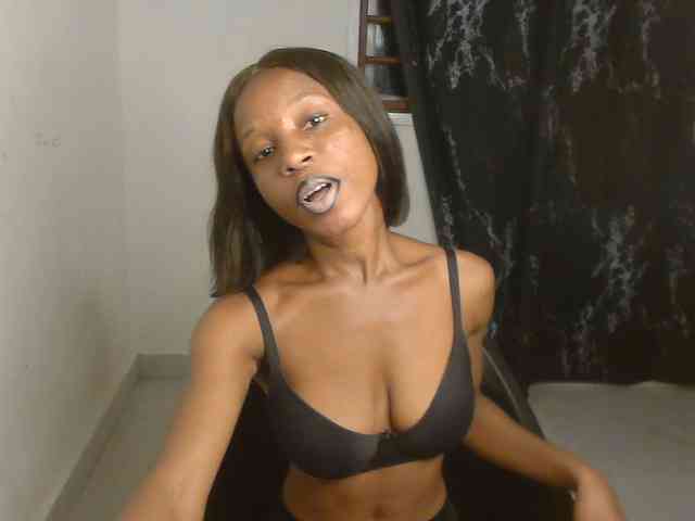 Nasty-lilly webcam