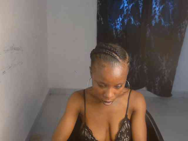 Nasty-lilly webcam