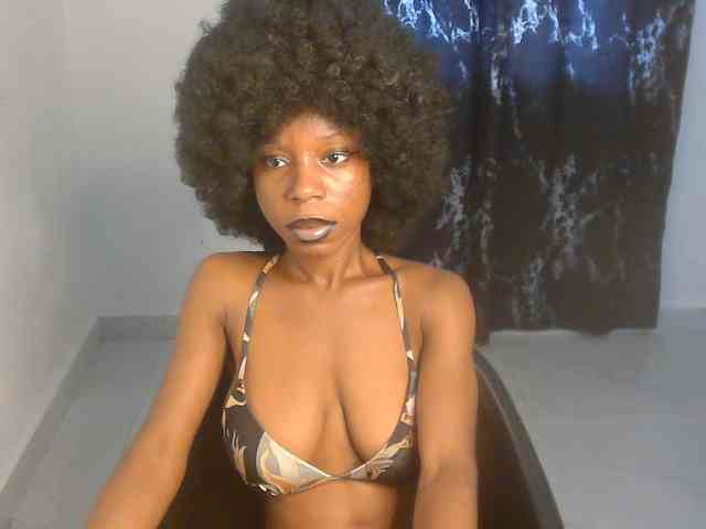 Nasty-lilly webcam