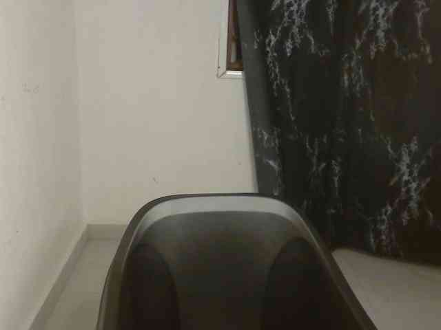Nasty-lilly webcam