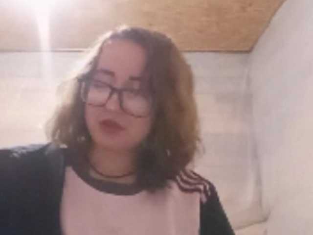 BeaHounchell live cam on BongaCams