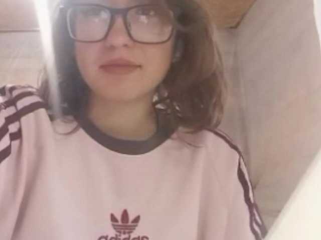 BeaHounchell live cam on BongaCams