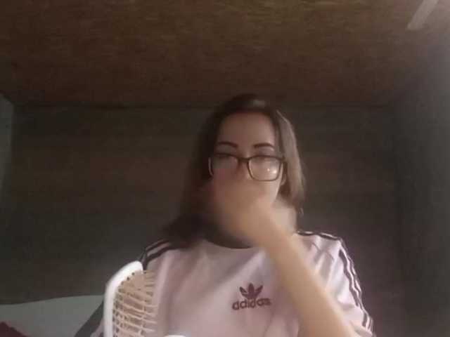 BeaHounchell live cam on BongaCams