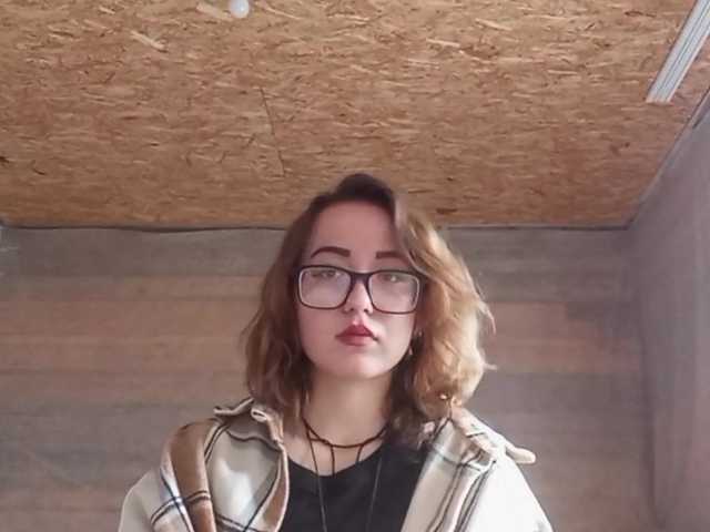 BeaHounchell live cam on BongaCams