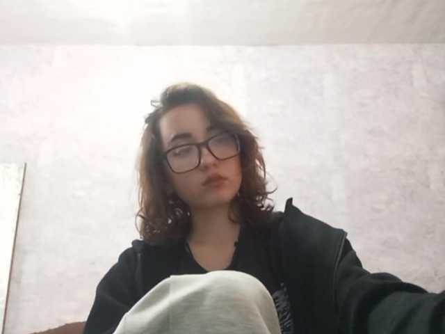 BeaHounchell live cam on BongaCams